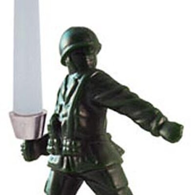 Metalni Svećnjak - Vojnik CH04