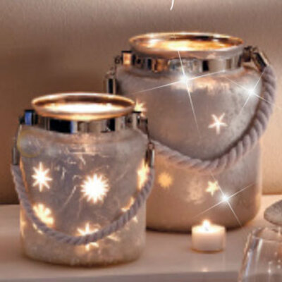      Stakleni  Novogodišnji Svećnjak