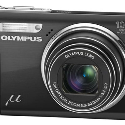 Olympus µ-9000 Crni