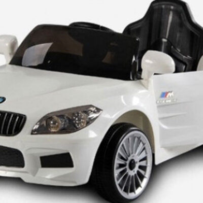 Automobil na akumulator 215 beli