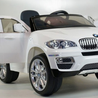 Dečiji automobil na akumulator 229 beli