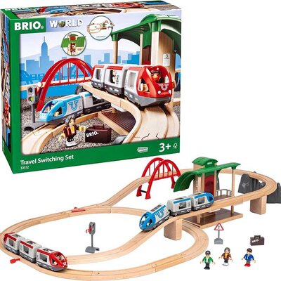 Veliki železnički set sa 2 putnička voza BRIO 33512