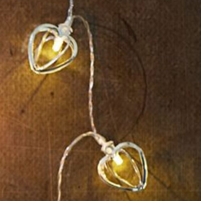 Novogodišnje LED lampice na baterije Srca