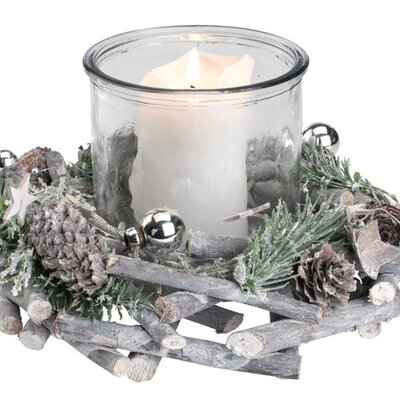 Novogodišnji svećnjak Tiden sa dekoracijom