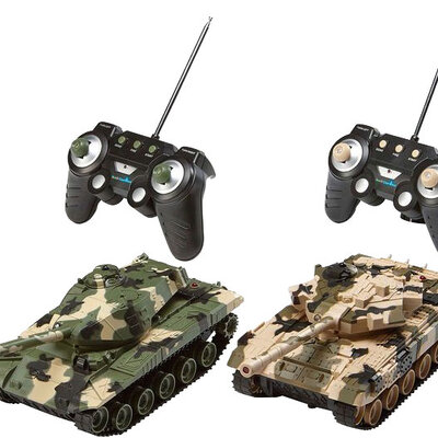 Revell Tenkovi sa daljinskim upravljanjem za međusobnu borbu RV24224