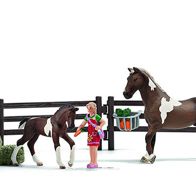 Schleich Figure Domaće životinje - Hranjenje konja 21049