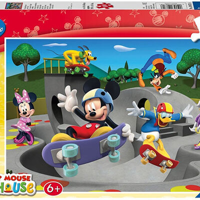 Ravensburger puzzle Dečije puzle - XXL - Disney - Mickey Mouse Club House - Mikijev urnebesni skejt klub  100 delova RA10871