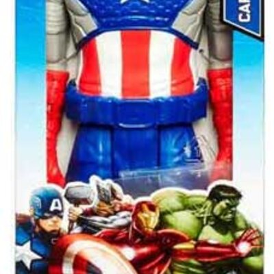 Hasbro figura Avengers Titan Kapetan Amerika 30cm B6660