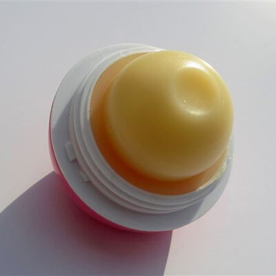 Dexe balzam za usne med-breskva