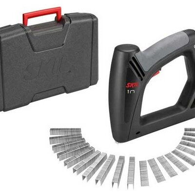 Skil električna heftalica za klamerice i eksere 8200AC