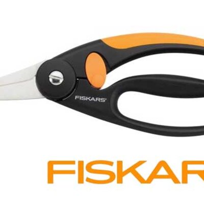 Fiskars univerzalne makaze 1001533 012779