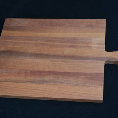 Drvena daska od trešnjinog drveta