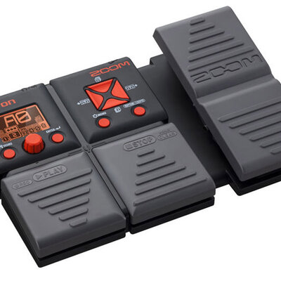 Zoom B1Xon procesor za bas gitaru