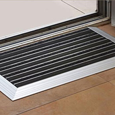 Aluminijumski otirač za poslovne i stambene objekte 40 x 70