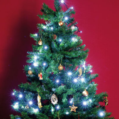 Dekorativne lampice za novogodišnju jelku 100 belih LED dioda KI100LED/WH