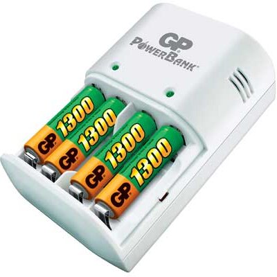 GP PowerBank - NiMH AA/AAA punjač za baterije sa baterijama