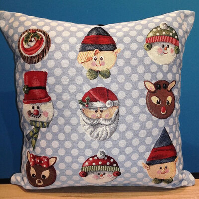 Novogodišnji dekorativni jastuk 45x45 015