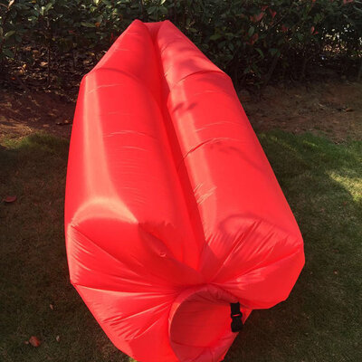 Air sofa ležaljka crvena 