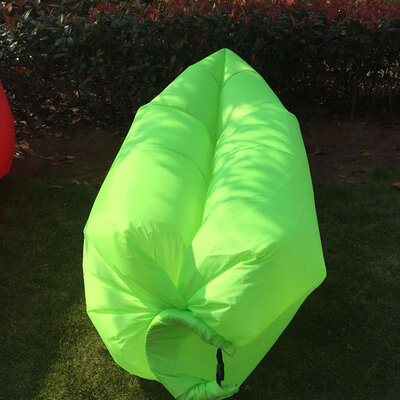 Air sofa ležaljka zelena