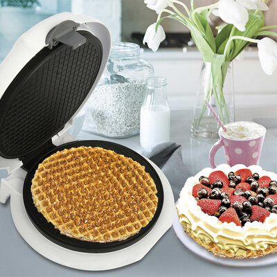 Aparat za kornete Adler AD3038