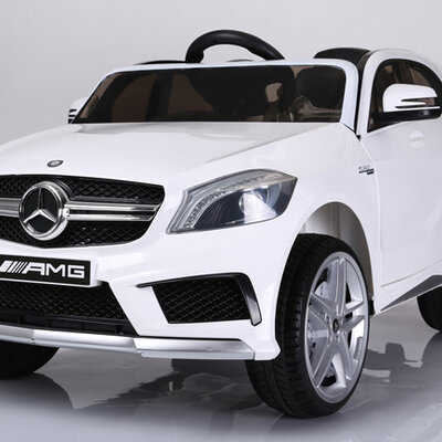 Dečiji automobil na akumulator Mercedes A 45 AMG Beli
