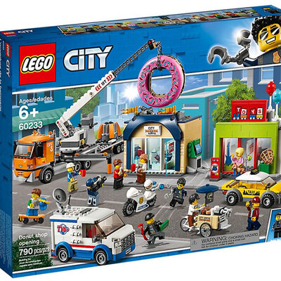 LEGO® Kocke City - Veliko otvaranje prodavnice krofni 60233
