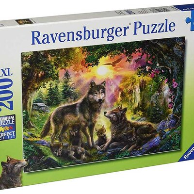 Ravensburger Puzle 200 delova - Porodica vukova 12686