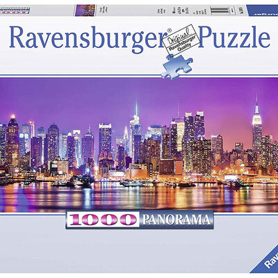 Ravensburger Puzzle 1000 delova - Panorama - Svetla Menhetna 15078