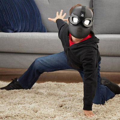 HASBRO Spiderman maska STEALTH SUIT 24cm E3563