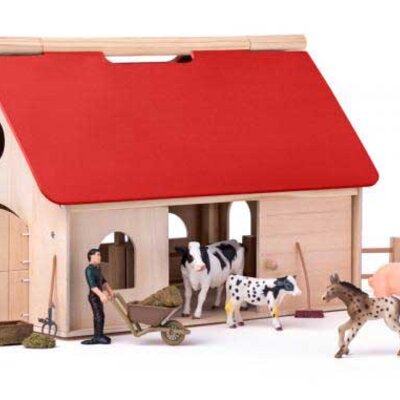 Farma sa domaćim životinjama, ljudima i traktorom Romano Woodyland