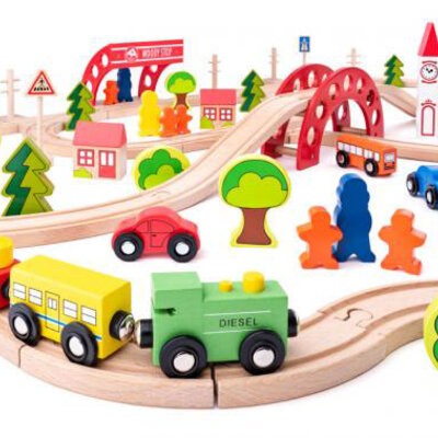 Drvena pruga sa mostom vozićem i stanicom 90 delova Woodyland 93062
