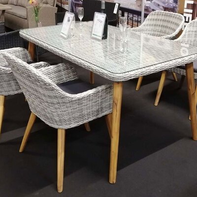 Garniture od PE Ratana