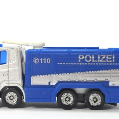 SIKU Policijski kamion Policija Vodeni top 1079