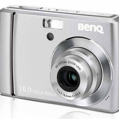 Benq digitalni foto aparat C1030