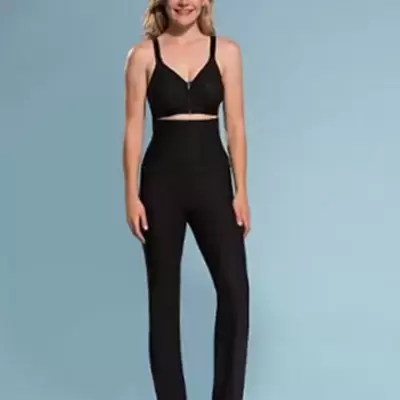 ŠORTSEVI HELANKE PANTALONE